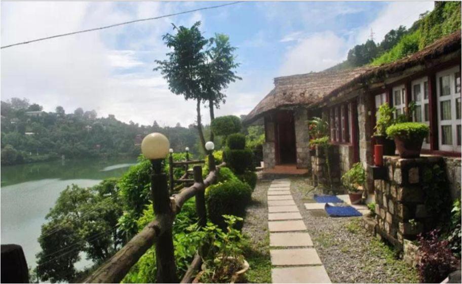 Van Vilas Resort Bhimtal Exterior photo